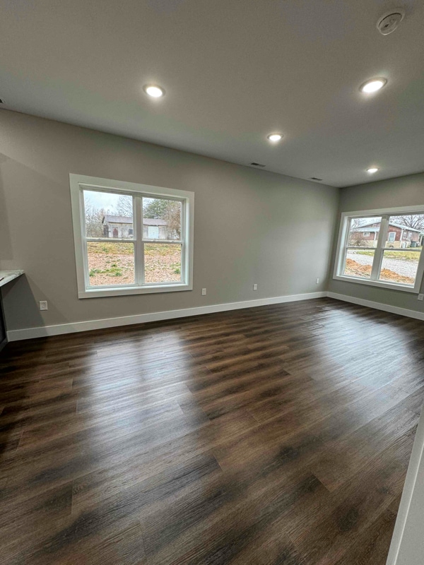 Building Photo - 56 Holloway Dr