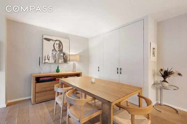 Foto del edificio - 343 E 30th St