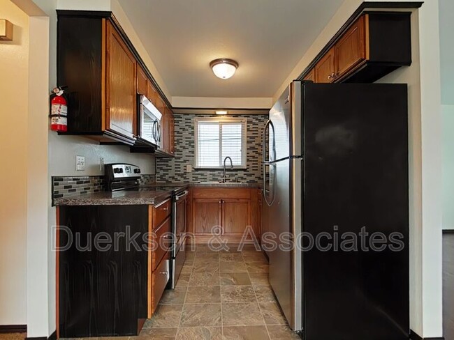 Building Photo - 1458 NW 20th Pl