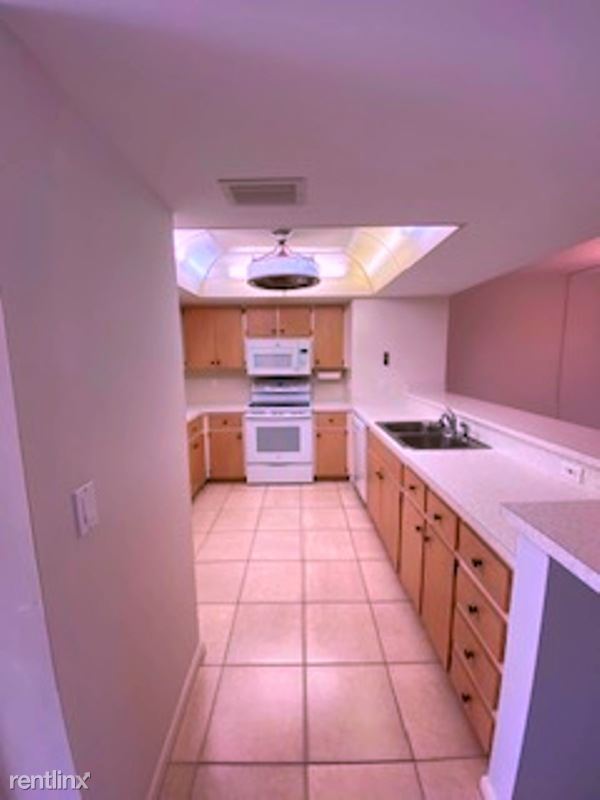 Building Photo - 2 br, 2 bath Condo - 3 Cypress Run 35A Uni...