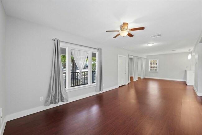Foto del edificio - 5501 Hudson St