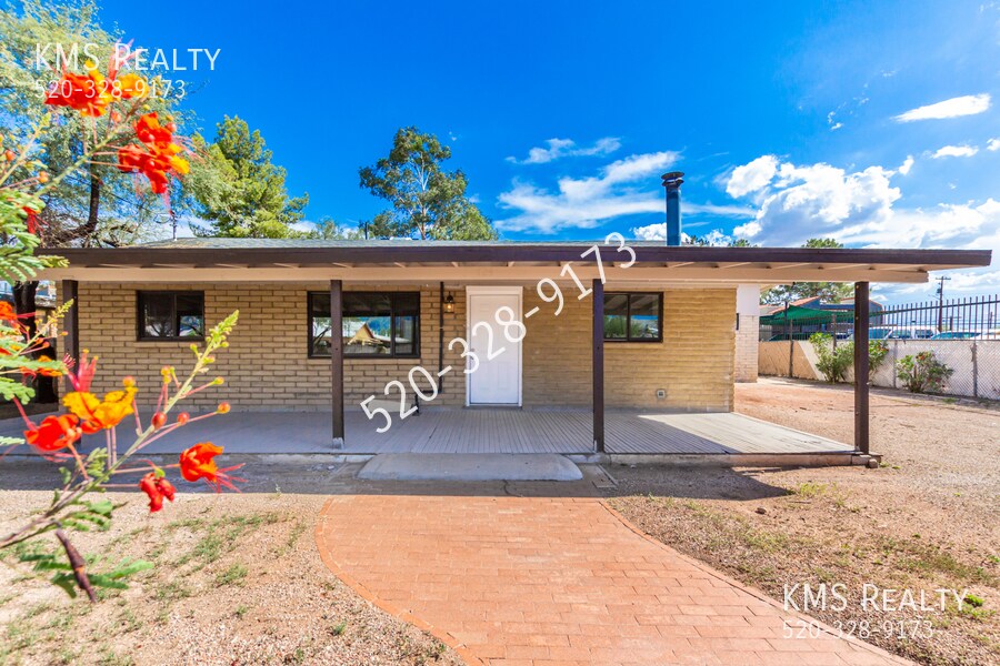 724 E Pastime Rd, Tucson, AZ 85719
