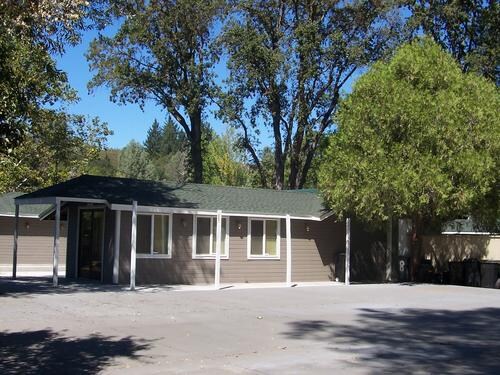 8030 de Lake Street - 8030 Lake St