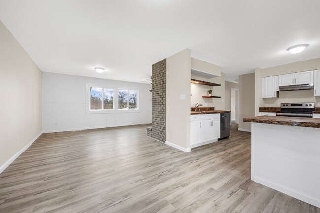 Foto del edificio - 19 Knollwood Ct