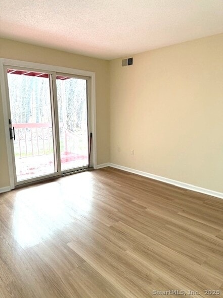 Photo - 25 Old Turnpike Rd Apartment