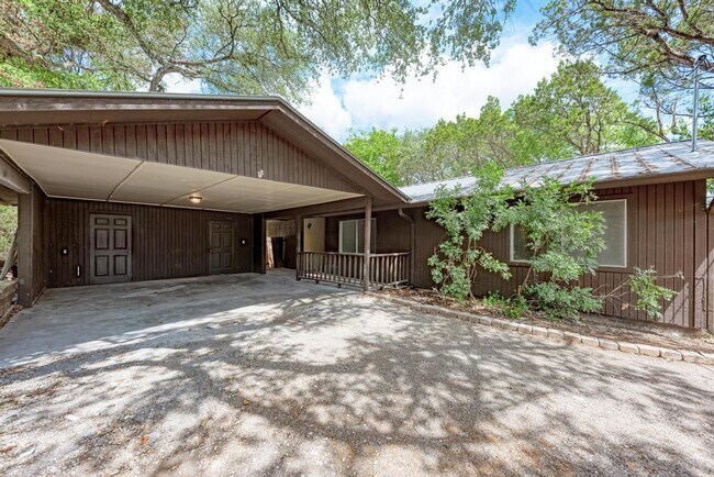 Foto del edificio - 6305 Forest Hills Dr
