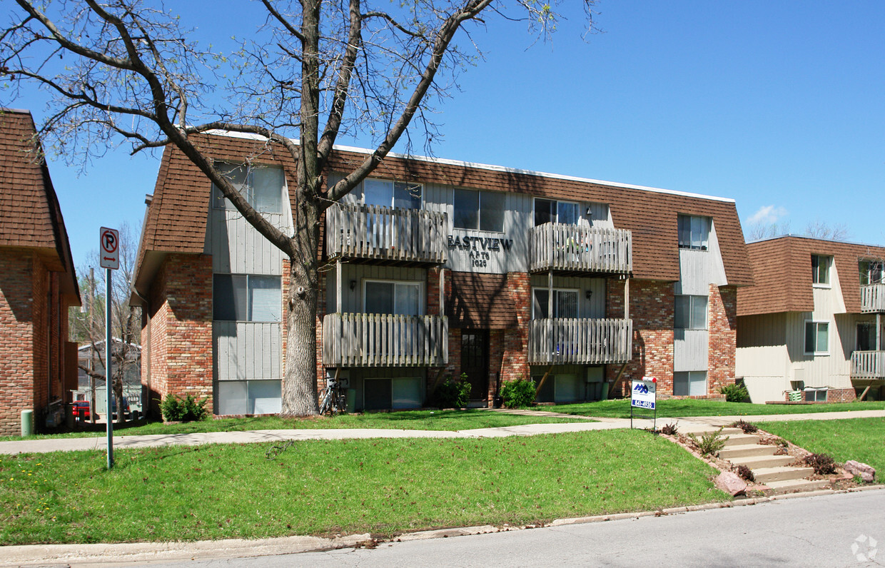 Building Photo - Eastview Apartments