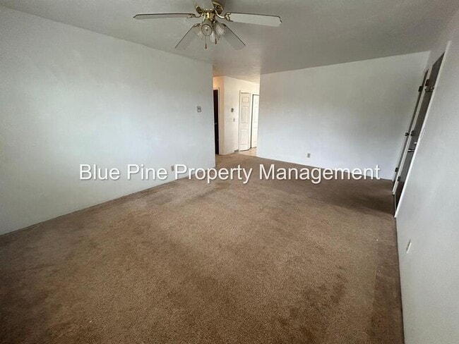 Building Photo - 182 Adams St