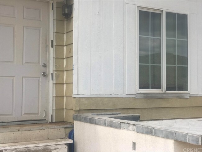 Building Photo - 44700 CA-371
