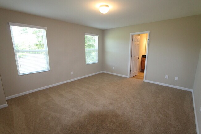 Foto del edificio - Beautiful 3BD/2.5BTH townhome in Northwest...