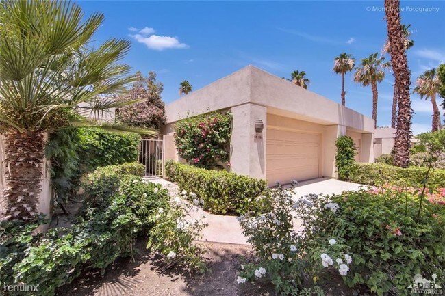 Building Photo - 3 br, 3 bath House - 55093 Oakhill