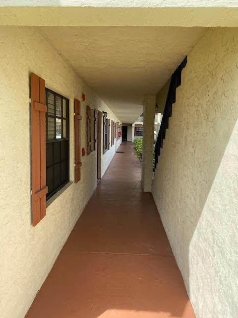 Building Photo - 4277 Oak Terrace Dr