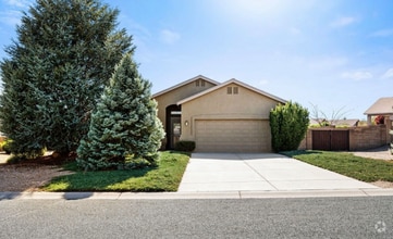 Building Photo - 6971 E Yellowglen Dr
