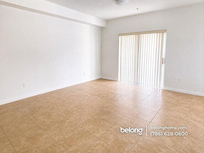 Building Photo - 8833 NW 107 Ct