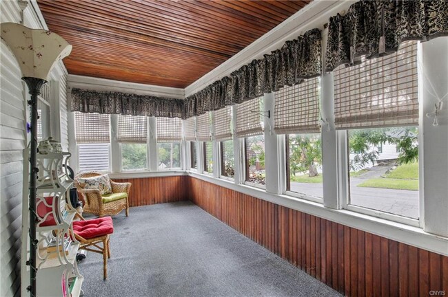 Foto del edificio - 315 Boyden St