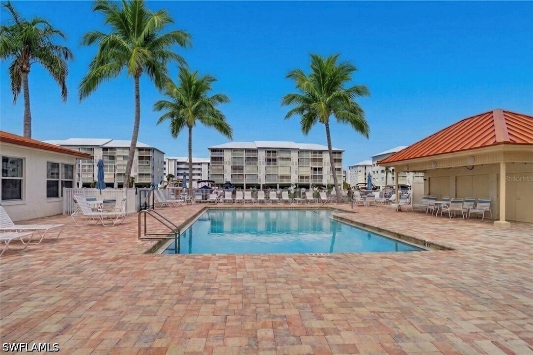 Building Photo - 4421 Bay Beach Ln