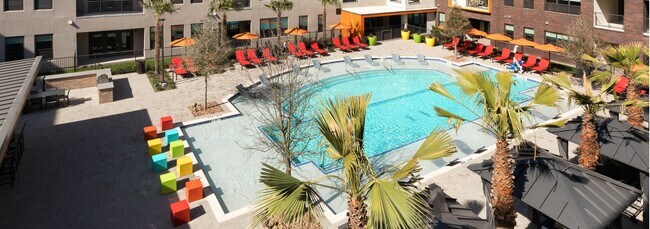 Foto del edificio - Elevate Your Austin Life|Posted 4/28/24