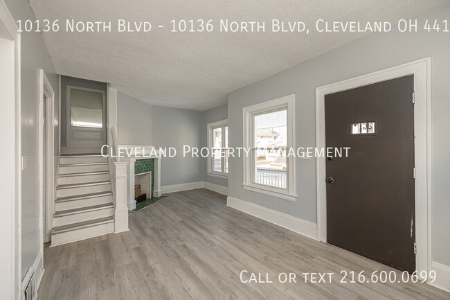 Foto del edificio - Newly Renovated Cleveland Duplex