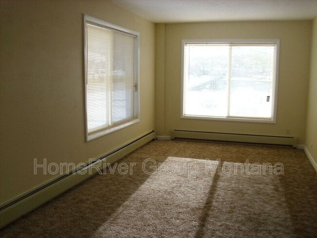 Foto del edificio - 100 South Ave E