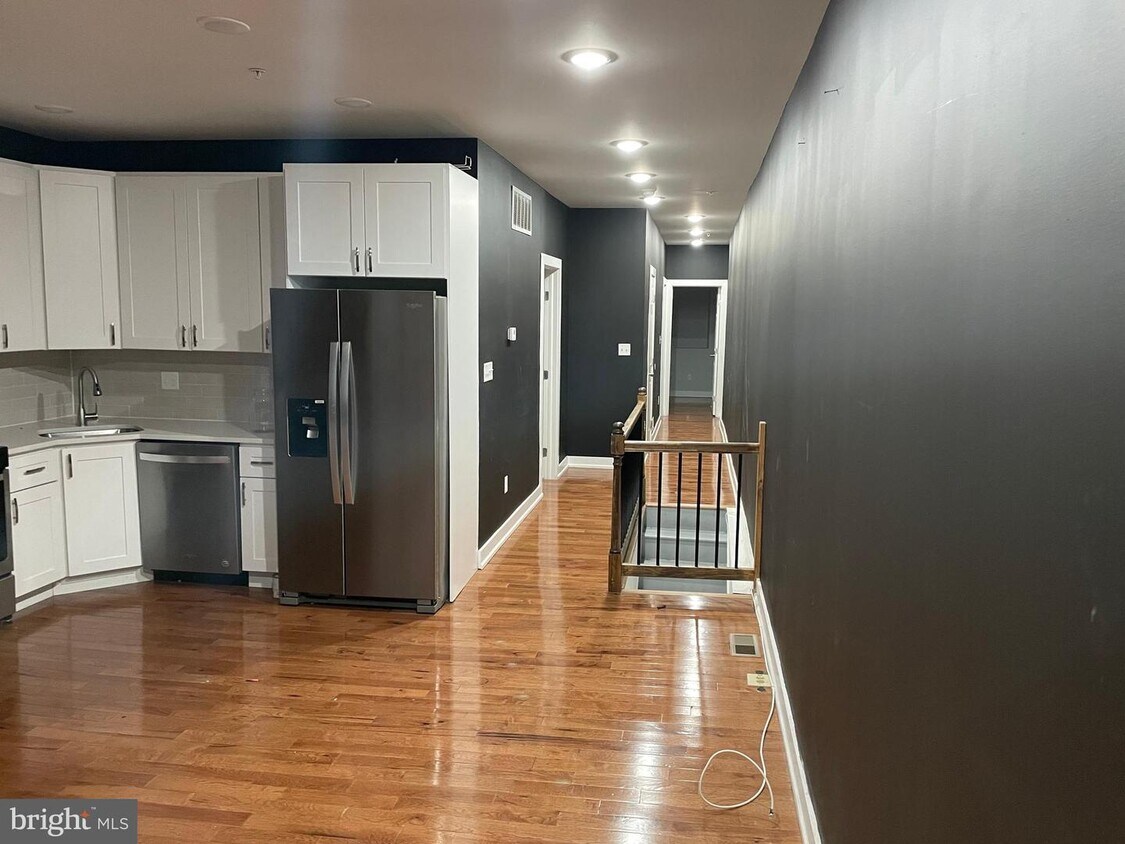 Foto principal - 4938 Lancaster Ave