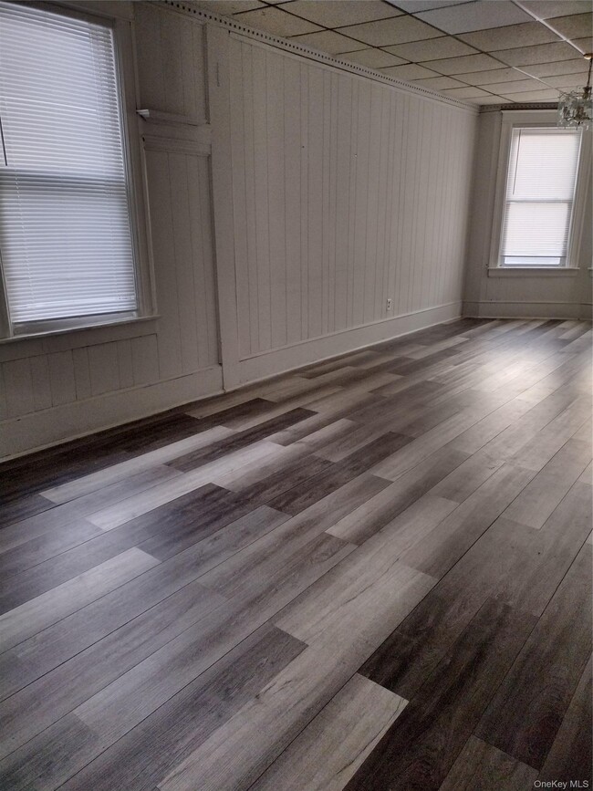 Building Photo - 15 Hoffman Ave