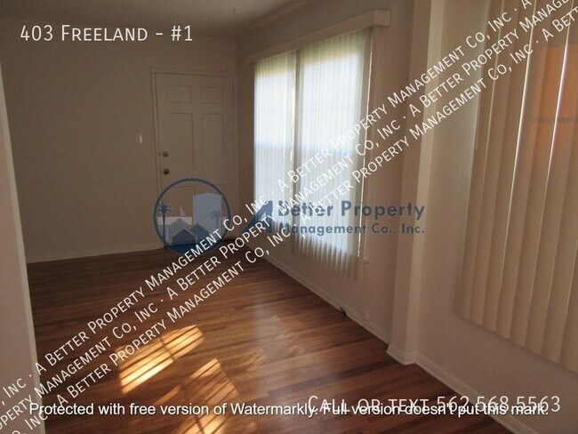 Foto del edificio - 403 Freeland-#1