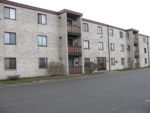 Building Photo - 45 McCoba St