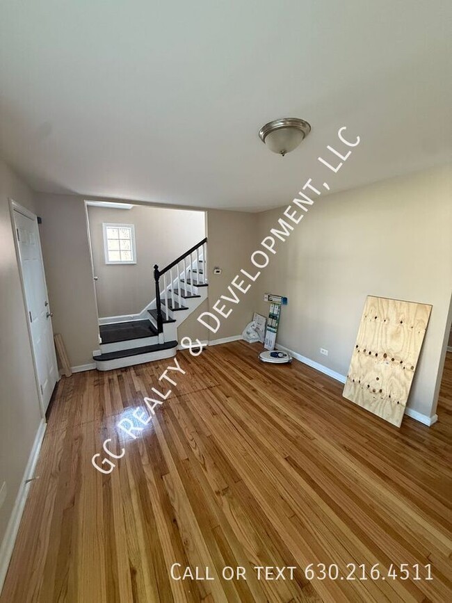 Foto del edificio - 9857 S Calhoun Ave
