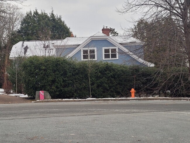 Photo du bâtiment - 980 Winwick Rd