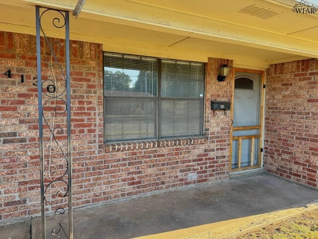 Foto del edificio - 4130 Lavell Ave