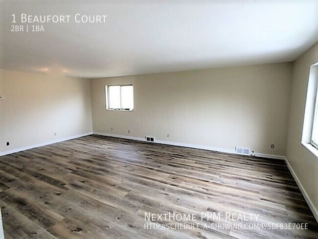 Building Photo - Brookline 2 Bedroom with Garage, AC & Dish...