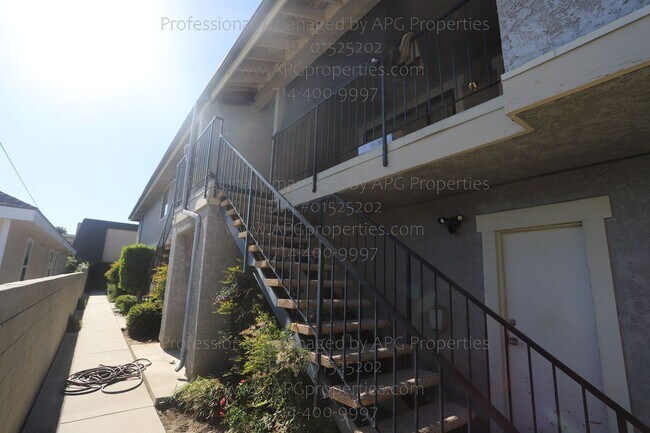 Foto del edificio - 21525 Pioneer Blvd