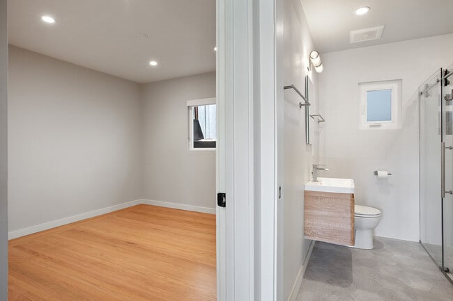 Photo - 609 Valle Vista Ave Townhome