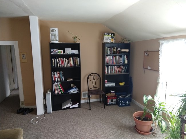 Living Room - 139 S Hancock St