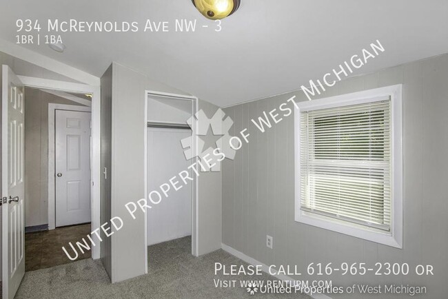 Building Photo - Available Now | 1 Bedroom 1 Bathroom Apart...