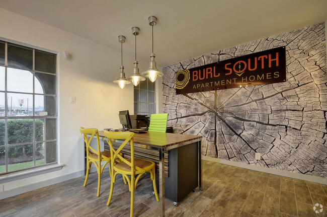 Building Photo - Burl Apartments