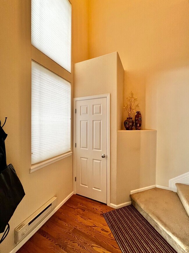 Foto del edificio - Spacious 2 Bed, 2 Bath Available Now – Com...