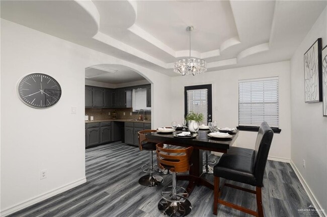 Building Photo - 16 Melanie Dr