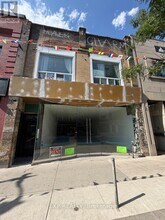 Building Photo - 2878 Dundas St W