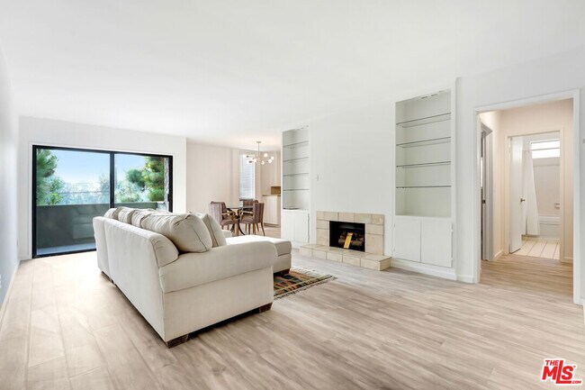 Foto del edificio - 16169 Sunset Blvd