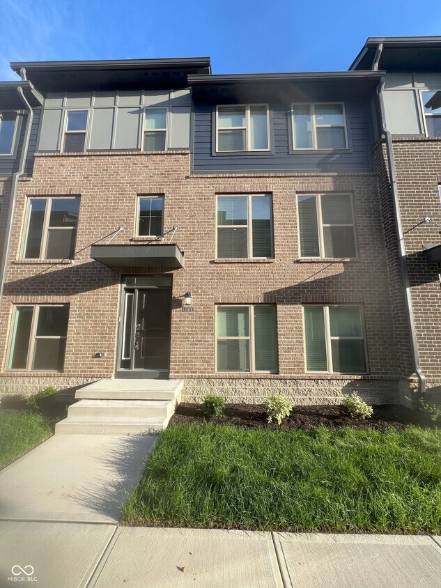 Primary Photo - 13474 Elias Pl