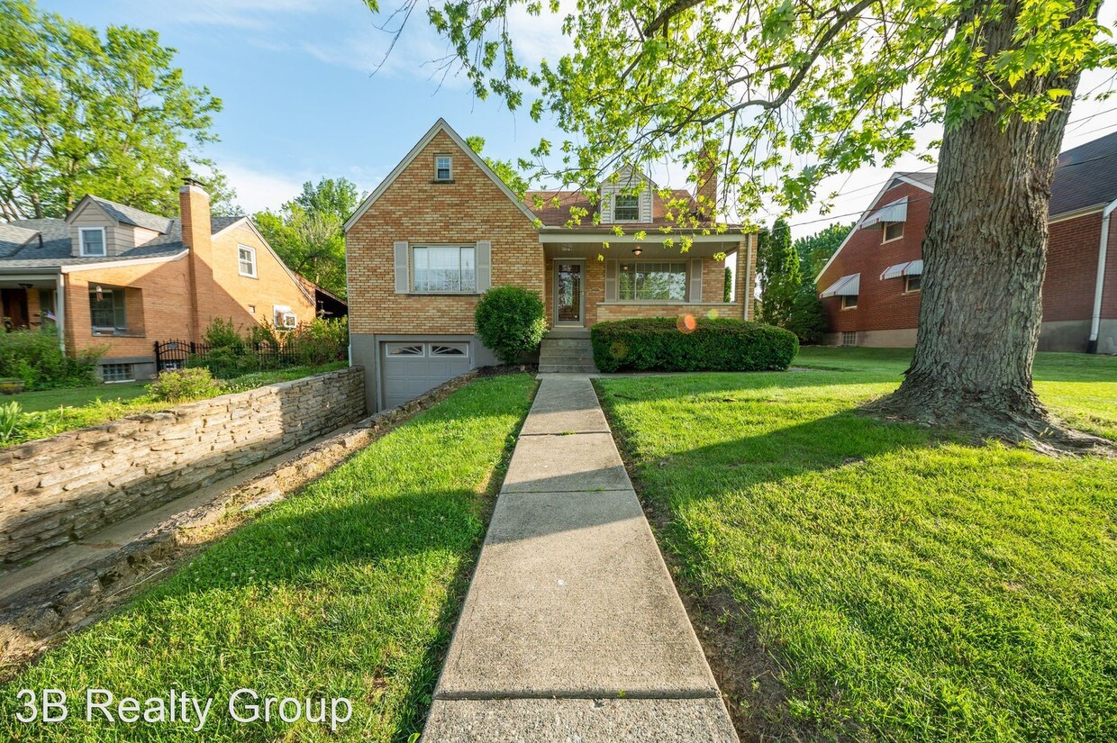 Primary Photo - 3 br, 1 bath House - 6074 LAWRENCE RD