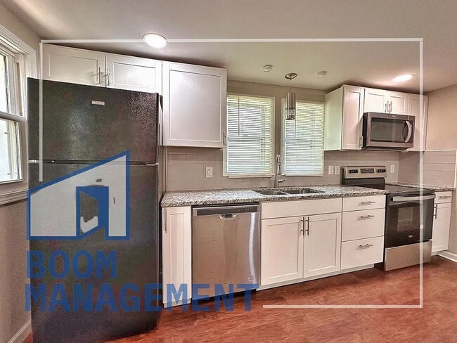 Foto del edificio - 200 Rencher St