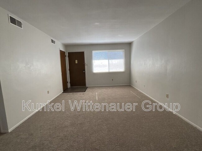 Foto del edificio - 900 8th St