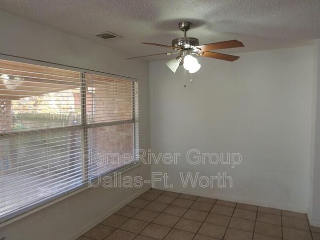 Building Photo - 5206 Wolverton Ct