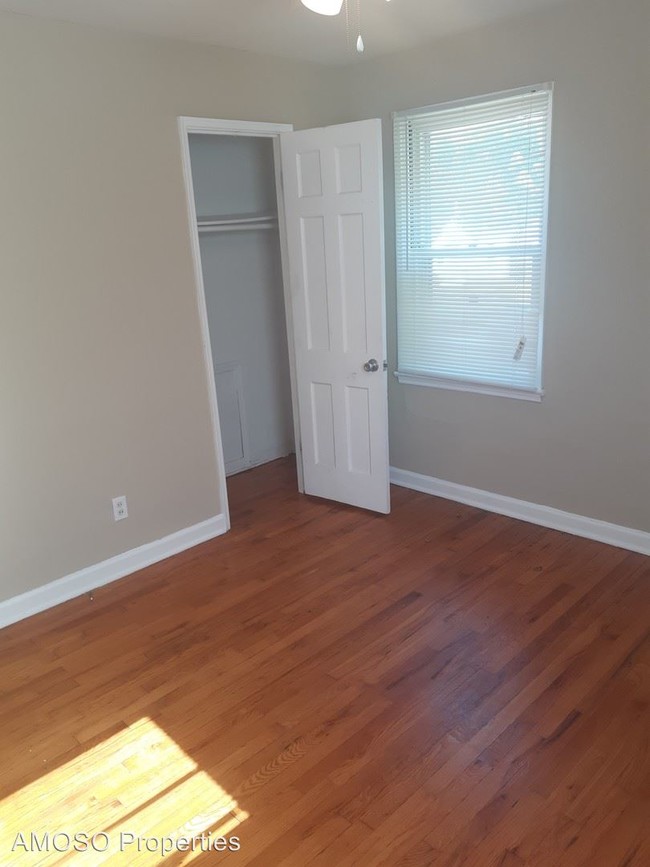 Foto del edificio - 3 br, 1 bath House - 5670 Lucas & Hunt Rd