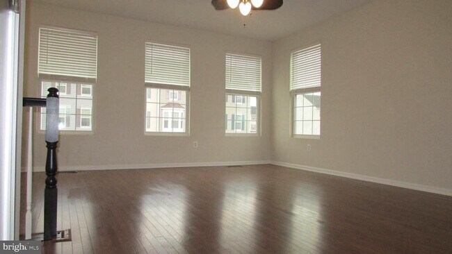 Foto del edificio - 20776 Brunswick Ln