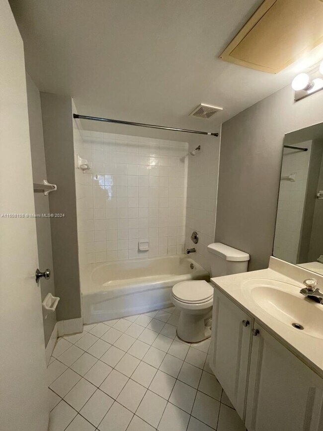 Building Photo - 2731 Ocean Club Blvd  #103