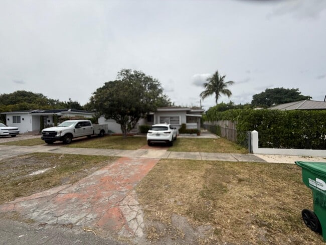 Foto del edificio - 3510 SW 58th Ct