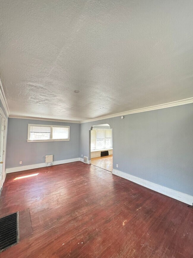 Foto del edificio - 3 Bedroom, 1 Bath Home in South Bend IN